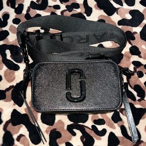 Black Marc Jacobs snapshot bag. Authentic